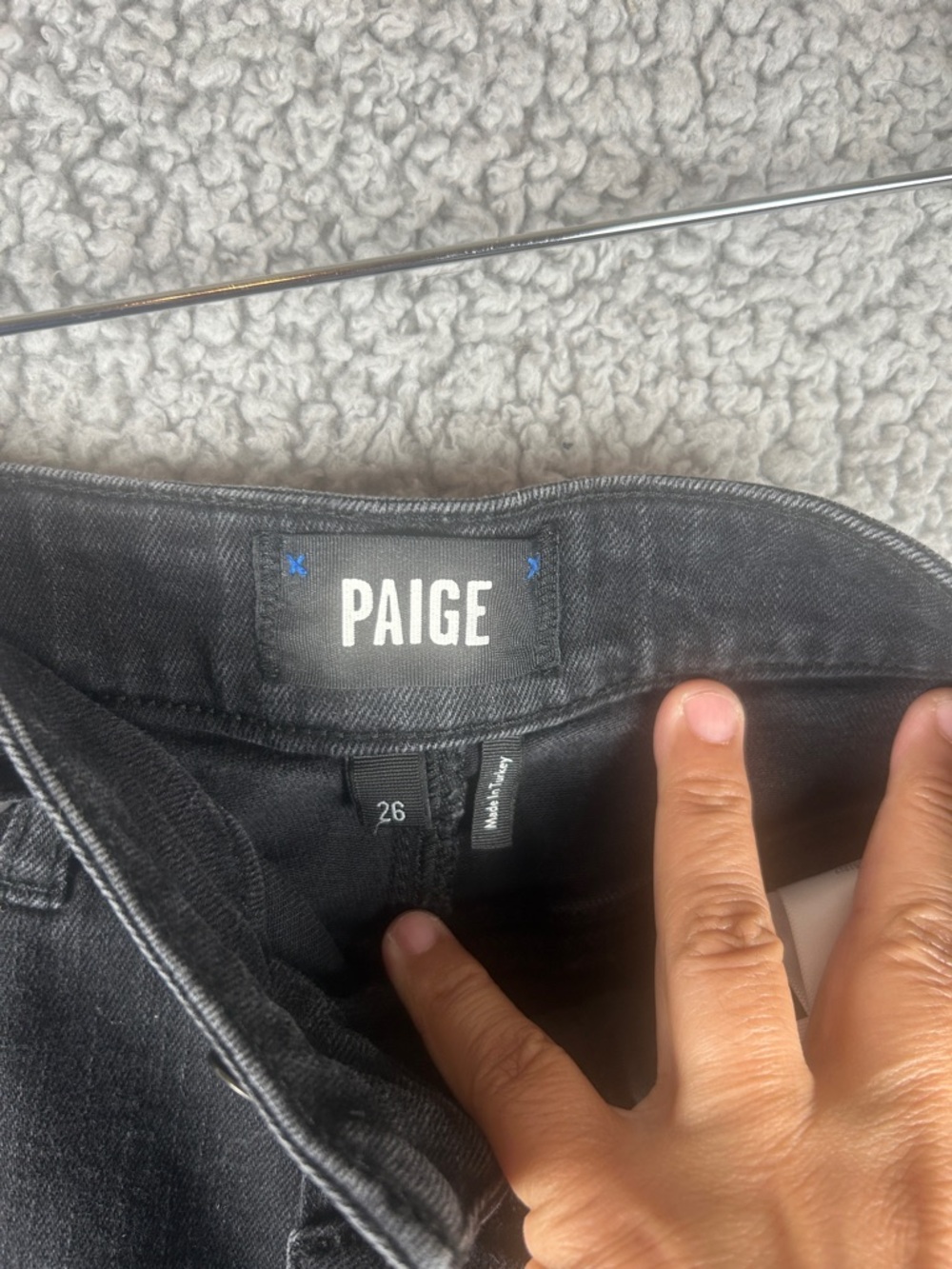 Paige Margot Short Raw Hem Black Denim Short Size 26 - Picture 11 of 15